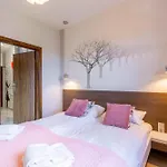 Apartamenty Bluesky -Centrum Karpacza -Obroncow Pokoju 1D ,Kilka Krokow Od Deptaka Restauracji I Atrakcji Apartmán *
