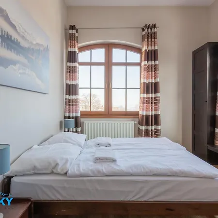 Bluesky Obroncow Pokoju 1d- Centrum, Blisko Deptaka, Restauracji I Atrakcji Karpacza Apartamento