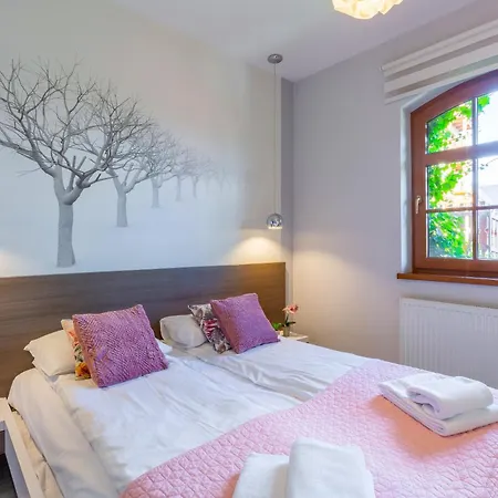 Blue Sky - W Centrum, Blisko Deptaka, Restauracji I Atrakcji Karpacza - Obrońców Pokoju 1d Apartament Karpacz