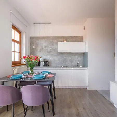 Blue Sky - W Centrum, Blisko Deptaka, Restauracji I Atrakcji Karpacza - Obroncow Pokoju 1d Appartamento Karpacz