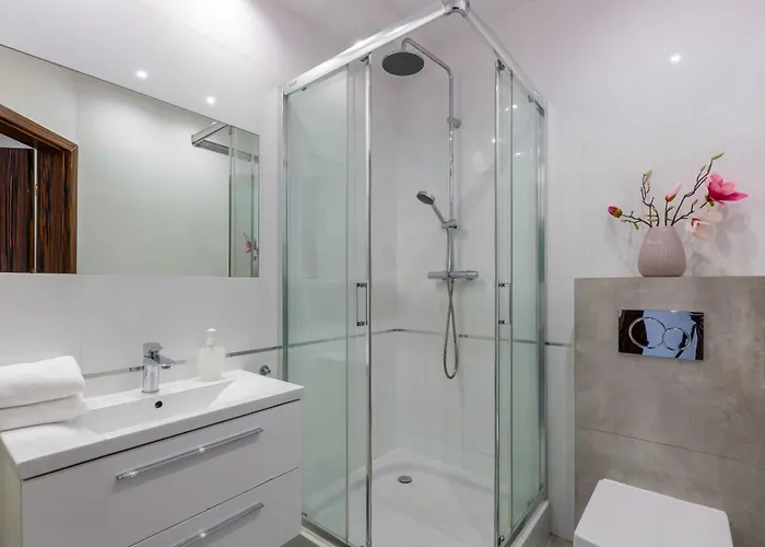 Blue Sky - W Centrum, Blisko Deptaka, Restauracji I Atrakcji Karpacza - Obroncow Pokoju 1d Appartement Karpacz